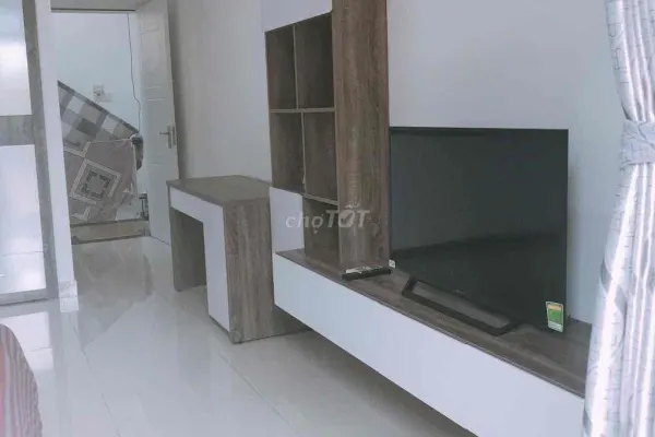 Дом, 4 спальни · 180 м² 2