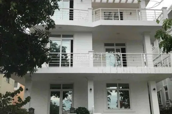 Дом, 4 спальни · 180 м² 10