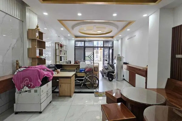 Дом, 5 спален · 100 м² 2