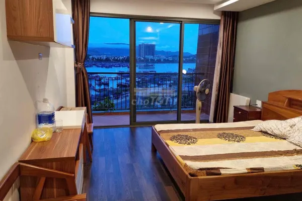 Дом, 6 спален · 300 м² 5