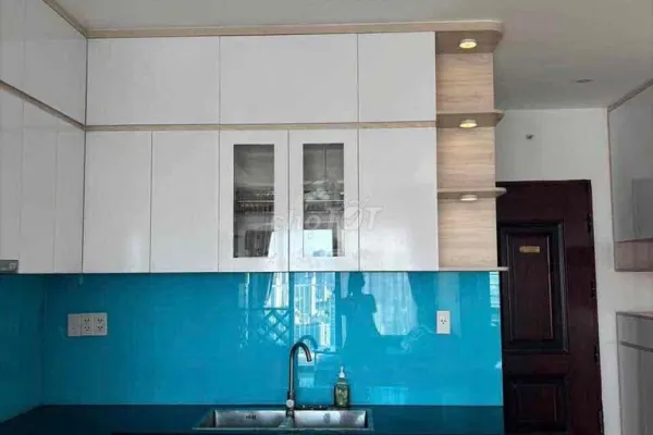 Квартира, 2 спальни · 65 м² 4