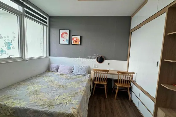 Квартира, 2 спальни · 93 м² 4