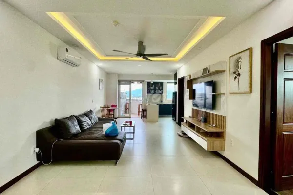 Квартира, 2 спальни · 93 м² 6