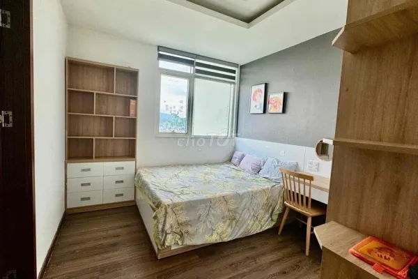 Квартира, 2 спальни · 93 м² 9