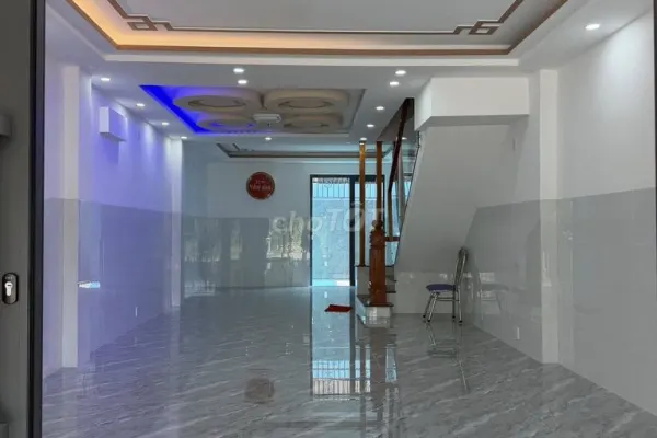 Дом, 3 спальни · 100 м² 8