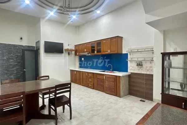 Дом, 4 спальни · 52 м²