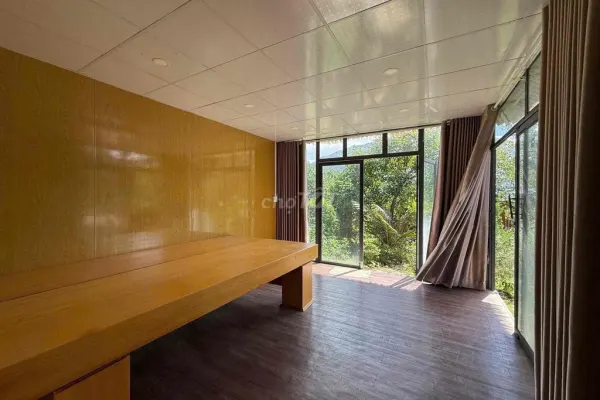 Дом, 3 спальни · 2000 м² 8