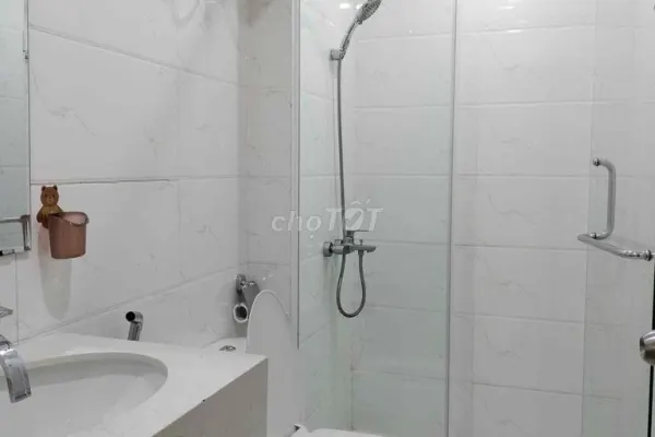 Квартира, 2 спальни · 80 м² 4