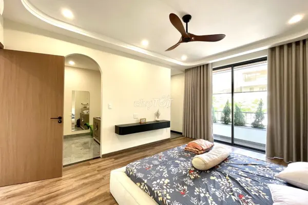 Дом, 6 спален · 130 м² 5