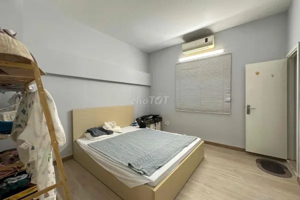 Квартира, 2 спальни · 76 м² 4