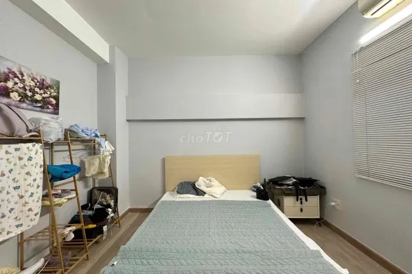 Квартира, 2 спальни · 76 м² 5