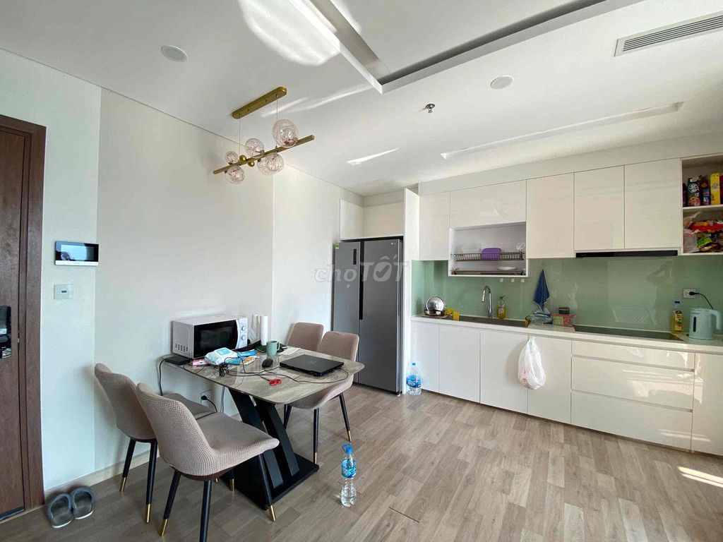 Квартира, 2 спальни · 68 м² 4