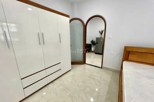 Дом, 2 спальни · 200 м² 2