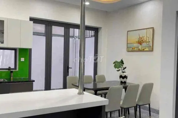 Дом, 3 спальни · 100 м² 6
