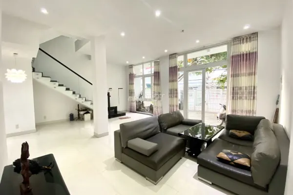 Дом, 6 спален · 100 м² 2