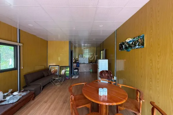 Дом, 3 спальни · 2000 м² 5