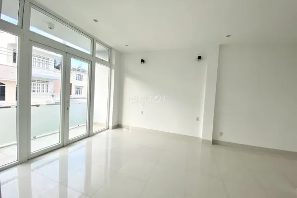 Дом, 6 спален · 100 м² 7