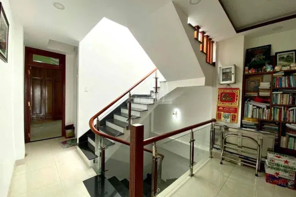Дом, 4 спальни · 60 м² 5