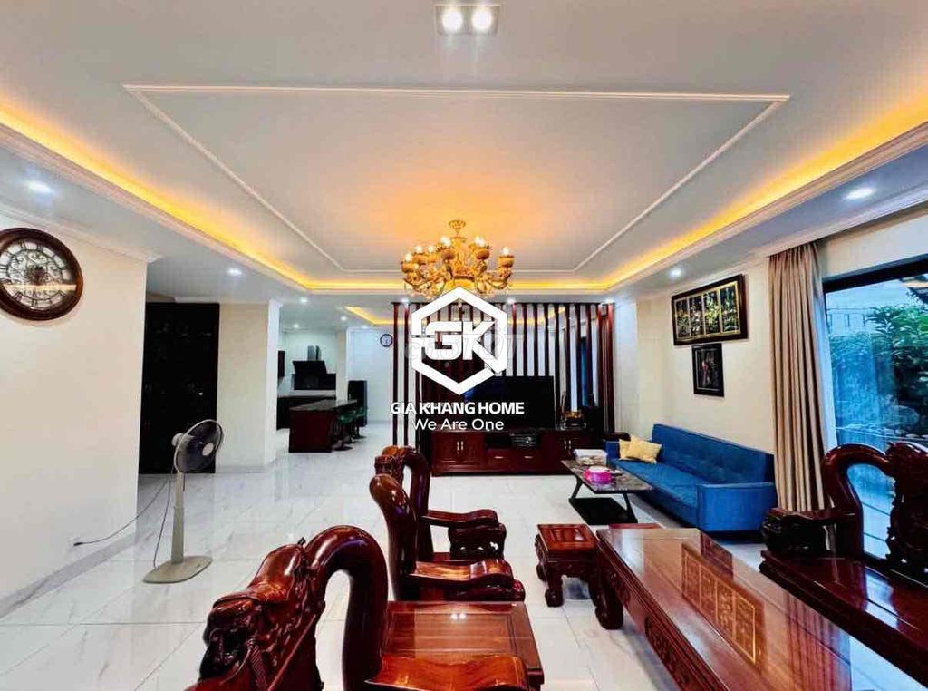 Дом, 4 спальни · 150 м² 3