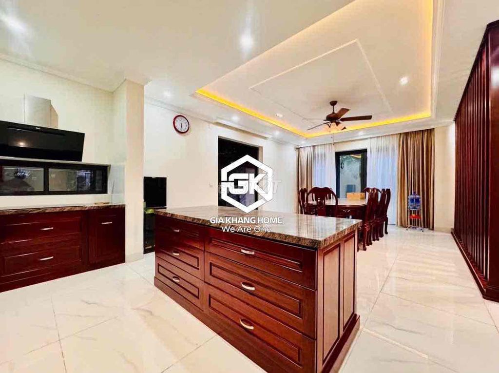Дом, 4 спальни · 150 м² 5