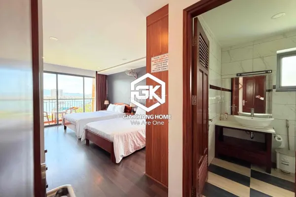 Дом, 6 спален · 250 м² 6
