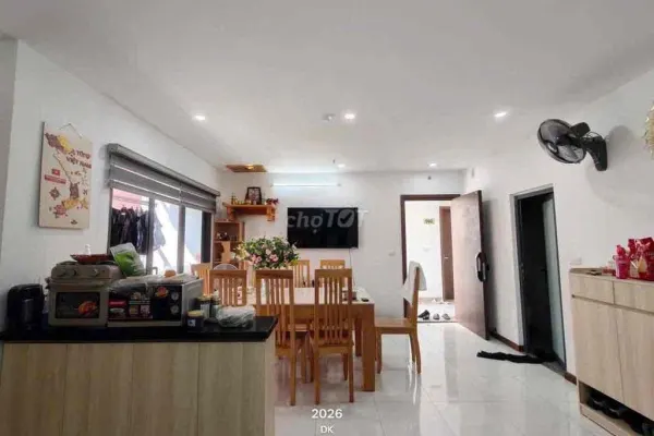 Квартира, 2 спальни · 70 м²
