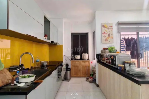 Квартира, 2 спальни · 70 м² 5