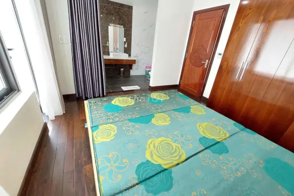 Дом, 4 спальни · 180 м² 3