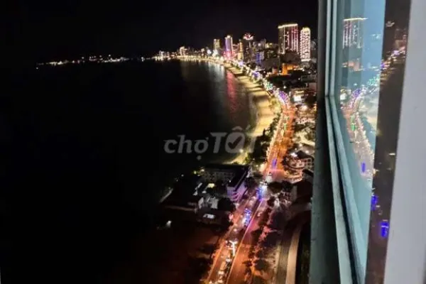 Квартира, 2 спальни · 68 м²