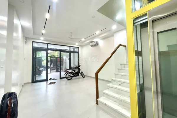 Дом, 4 спальни · 100 м² 9