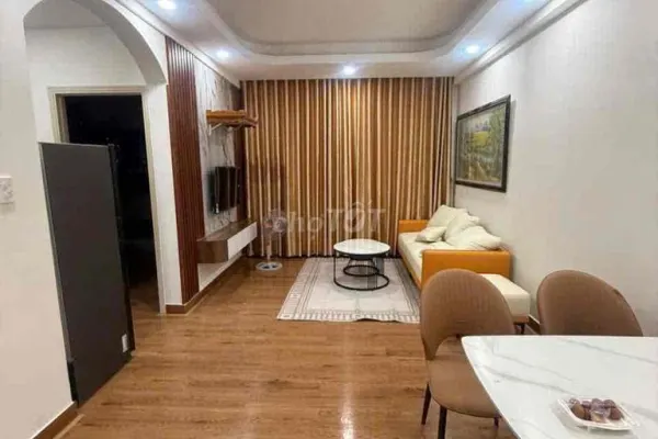 Квартира, 2 спальни · 70 м²