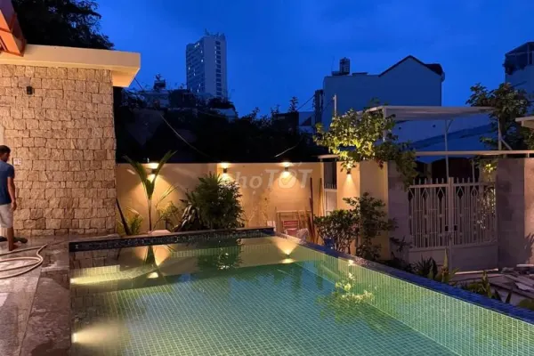 Дом, 3 спальни · 400 м² 2