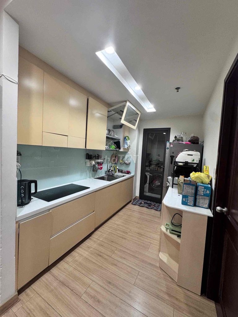 Квартира, 2 спальни · 69.9 м² 2