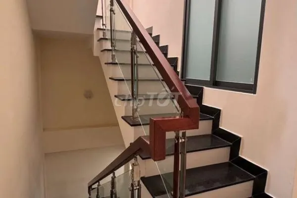 Дом, 3 спальни · 100 м² 6