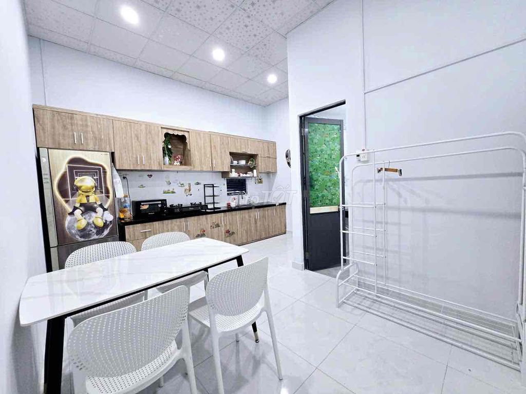 Дом, 2 спальни · 160 м² 4