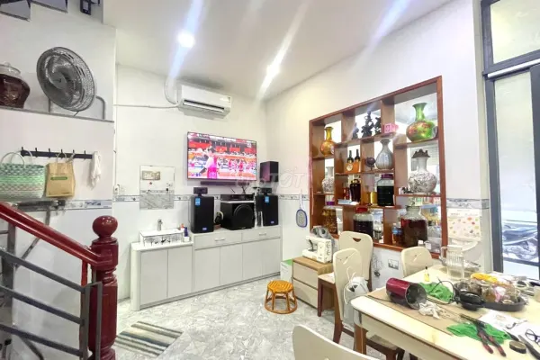 Дом, 4 спальни · 60 м² 9