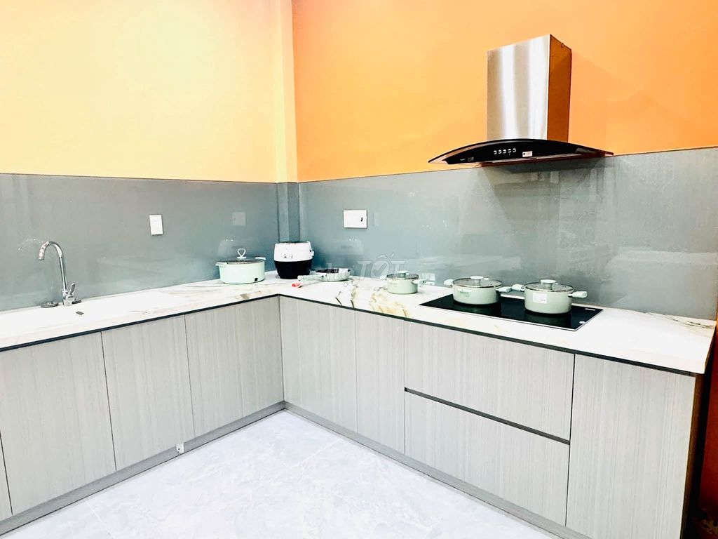 Дом, 5 спален · 116 м² 4