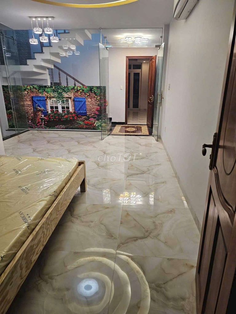 Дом, 5 спален · 100 м² 8
