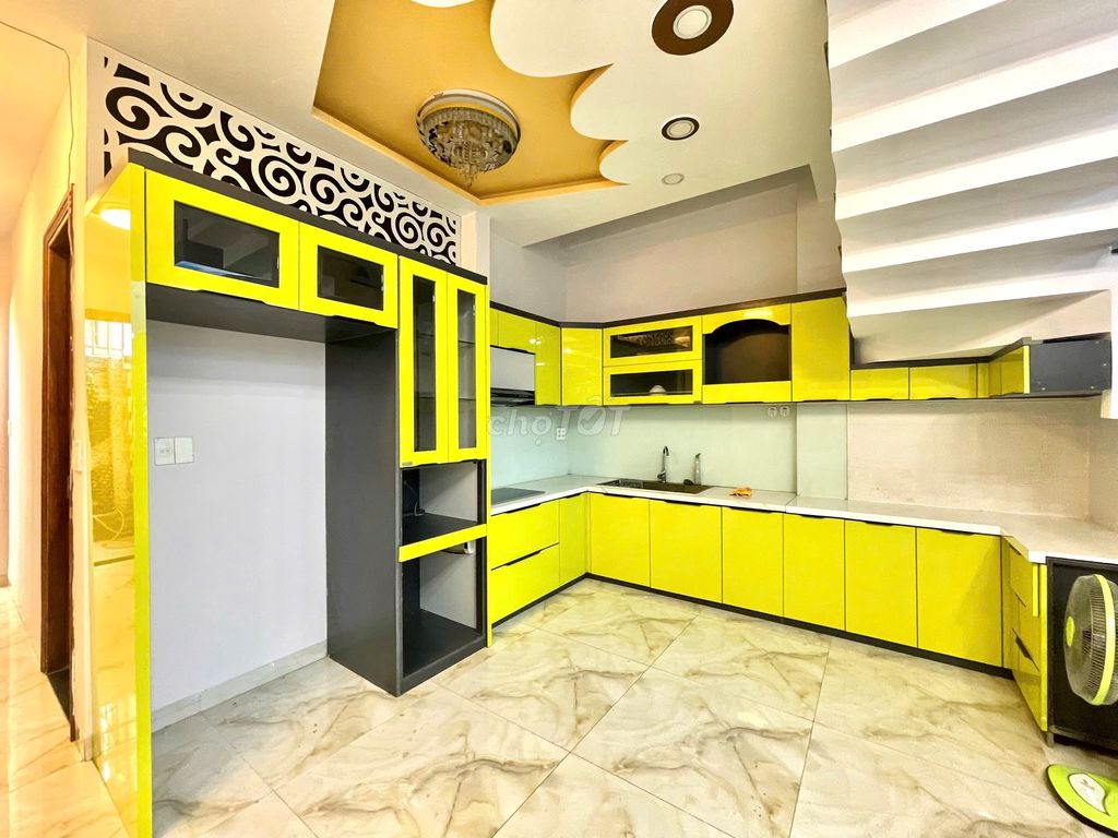 Дом, 5 спален · 100 м² 4