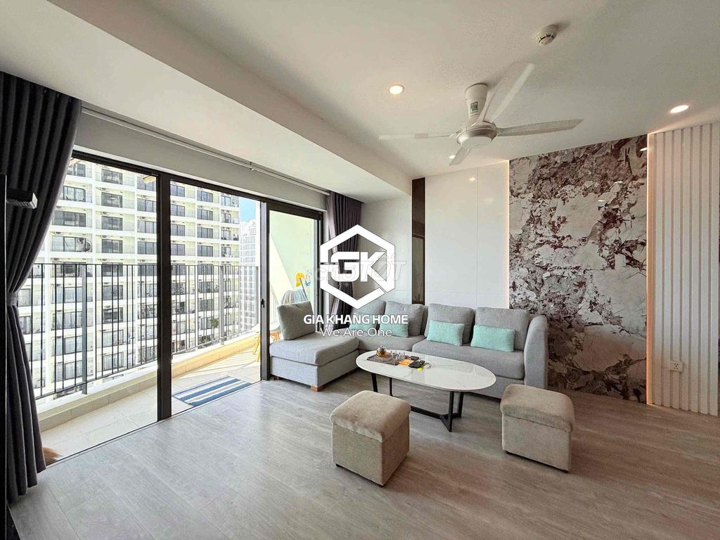 Квартира, 3 спальни · 105 м² 2