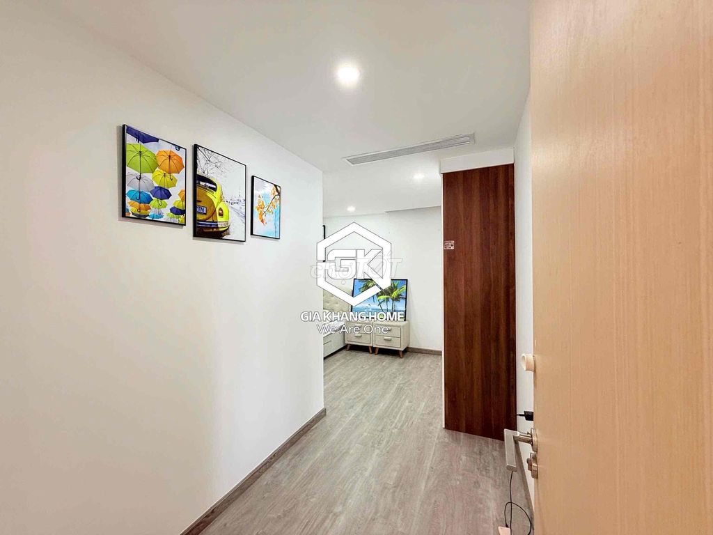 Квартира, 3 спальни · 105 м² 8