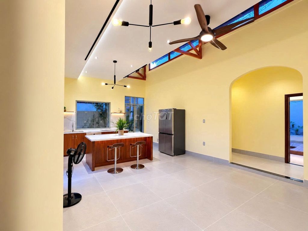 Дом, 3 спальни · 400 м² 7