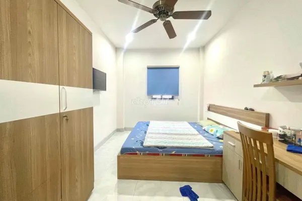 Дом, 4 спальни · 60 м² 9