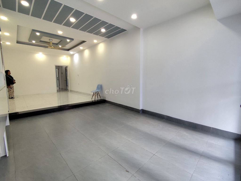 Дом, 3 спальни · 80 м² 3