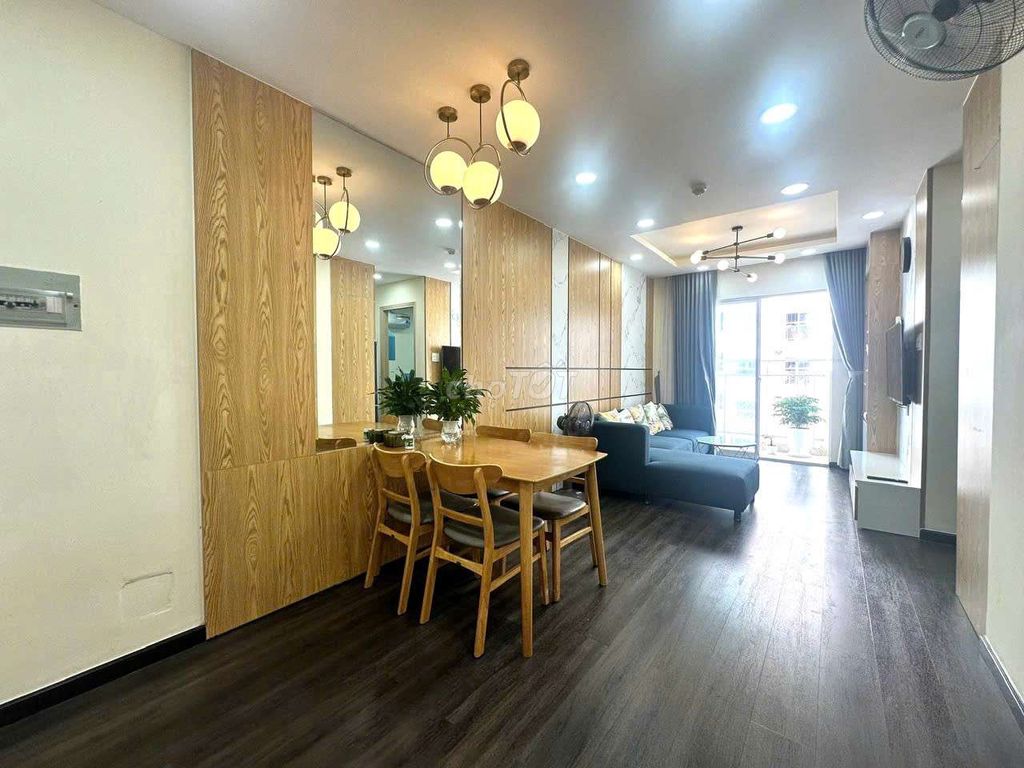 Квартира, 2 спальни · 55 м²