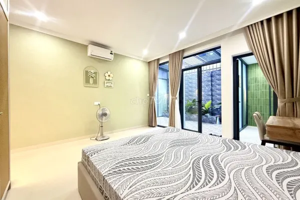 Квартира, 2 спальни · 90 м² 8