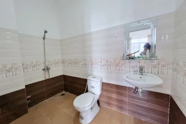 Дом, 4 спальни · 100 м² 8