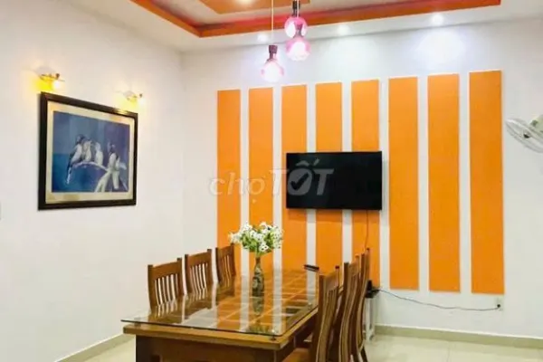 Дом, 5 спален · 105 м² 3