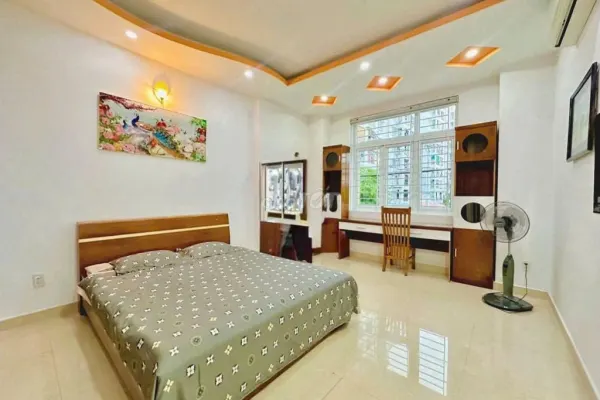 Дом, 5 спален · 105 м² 4