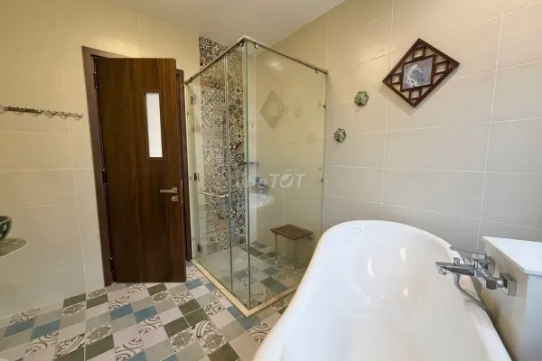 Дом, 4 спальни · 600 м² 10